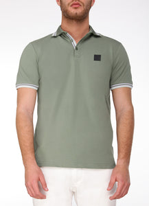 Poloshirt.