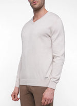 Load image into Gallery viewer, Knitwear.
