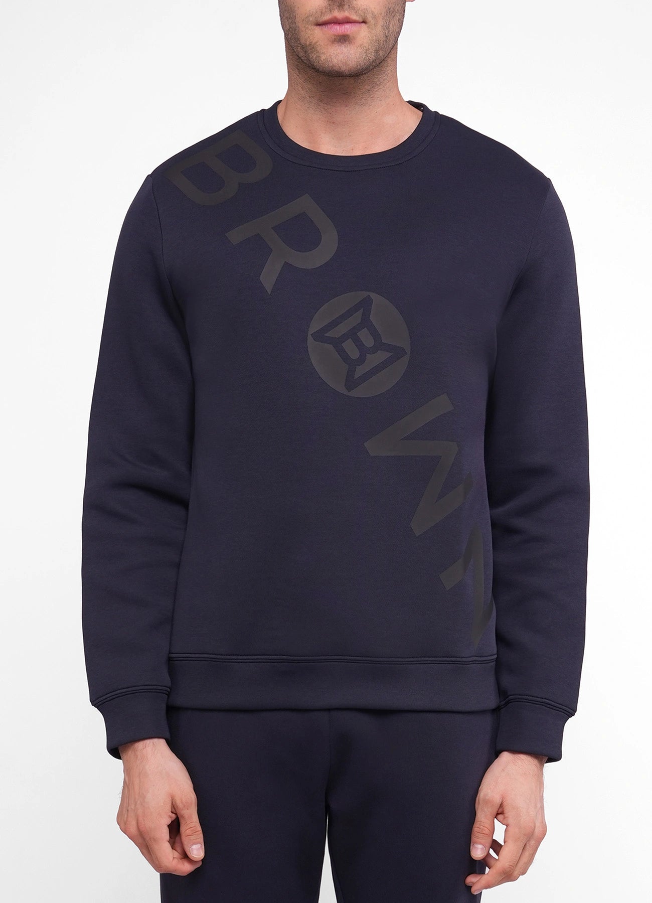 Sweatshirt.