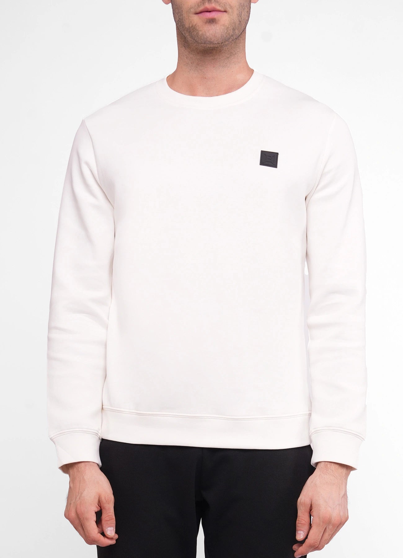 Sweatshirt.