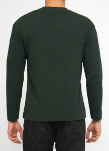 Sweatshirt.