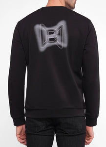 Sweatshirt.