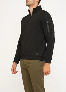 Sweatshirt.
