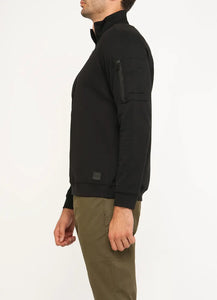 Sweatshirt.