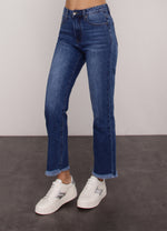 Load image into Gallery viewer, Cropped Jeans.
