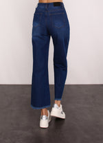 Load image into Gallery viewer, Cropped wide Leg Jeans.
