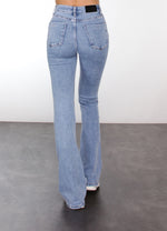 Load image into Gallery viewer, Jeans.
