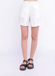 Linen Short