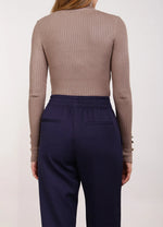 Load image into Gallery viewer, Knitwear.
