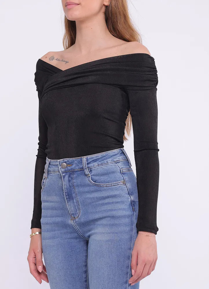 Off-Shoulder Top