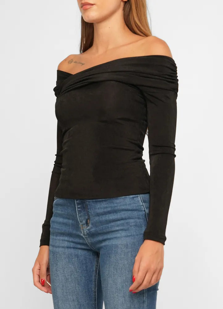 Off-Shoulder Top