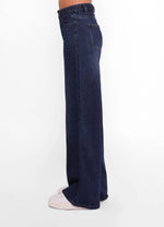 Load image into Gallery viewer, Jeans.
