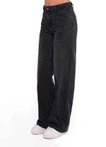 Load image into Gallery viewer, Jeans.
