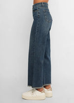 Load image into Gallery viewer, Jeans
