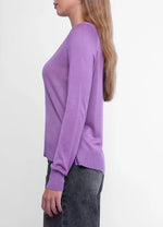 Load image into Gallery viewer, Knitwear.
