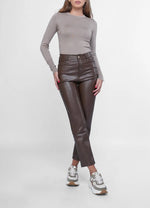 Load image into Gallery viewer, Knitwear.
