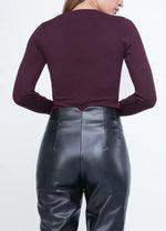 Load image into Gallery viewer, Knitwear.
