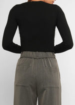 Load image into Gallery viewer, Knitwear.
