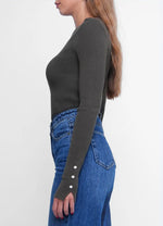 Load image into Gallery viewer, Knitwear.
