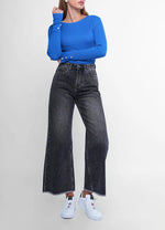 Load image into Gallery viewer, Knitwear.
