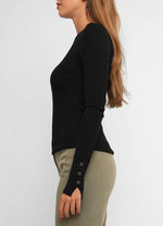 Load image into Gallery viewer, Knitwear.

