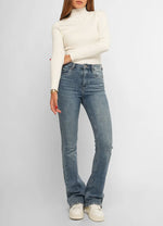 Load image into Gallery viewer, Knitwear.
