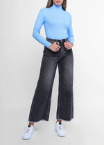 Load image into Gallery viewer, Knitwear.
