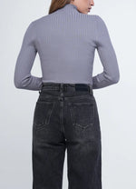 Load image into Gallery viewer, Knitwear.
