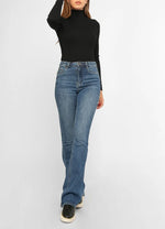 Load image into Gallery viewer, Knitwear.
