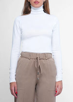 Load image into Gallery viewer, Knitwear.

