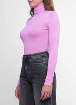Load image into Gallery viewer, Knitwear.
