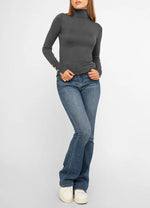 Load image into Gallery viewer, Knitwear.
