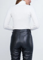 Load image into Gallery viewer, Knitwear.
