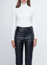 Load image into Gallery viewer, Knitwear.
