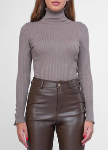 Knitwear.