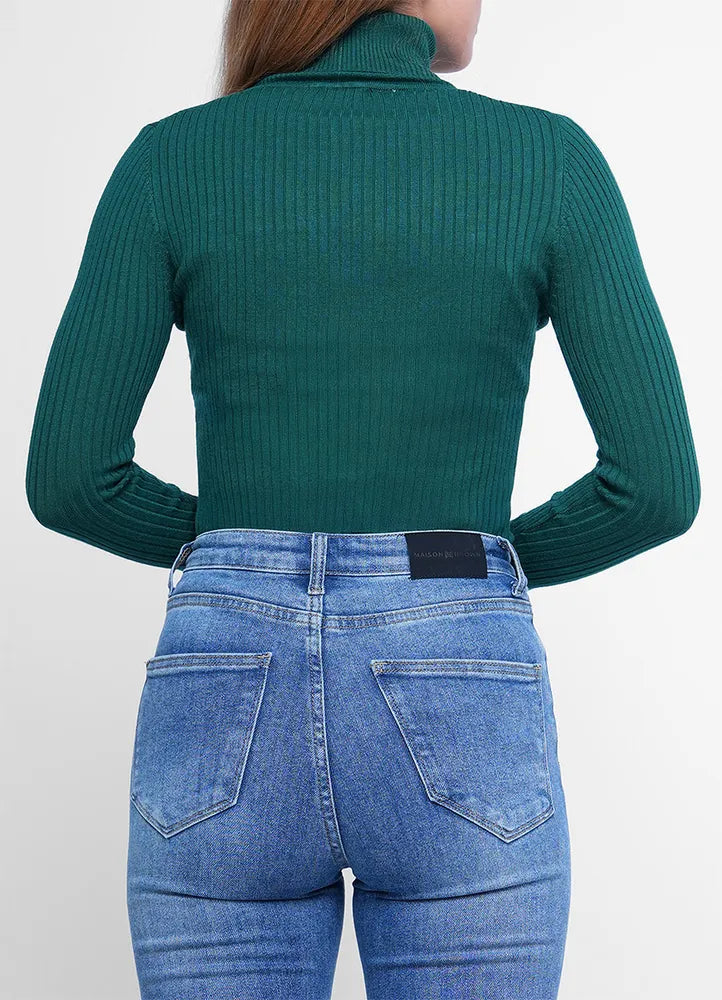 Knitwear.