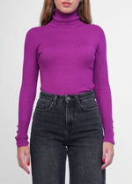 Load image into Gallery viewer, Knitwear.
