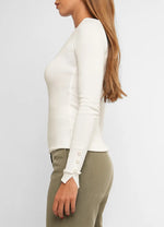 Load image into Gallery viewer, Knitwear.
