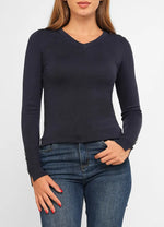 Load image into Gallery viewer, Knitwear.
