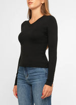 Load image into Gallery viewer, Knitwear.
