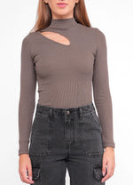 Load image into Gallery viewer, T-shirt.
