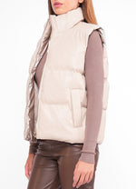 Load image into Gallery viewer, Vest.
