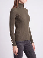 Load image into Gallery viewer, Knitwear
