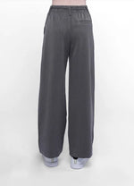 Load image into Gallery viewer, Loose Pants.
